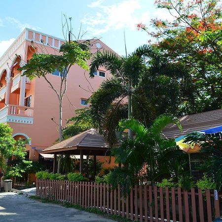 La Paillote Guest House Районг Екстериор снимка
